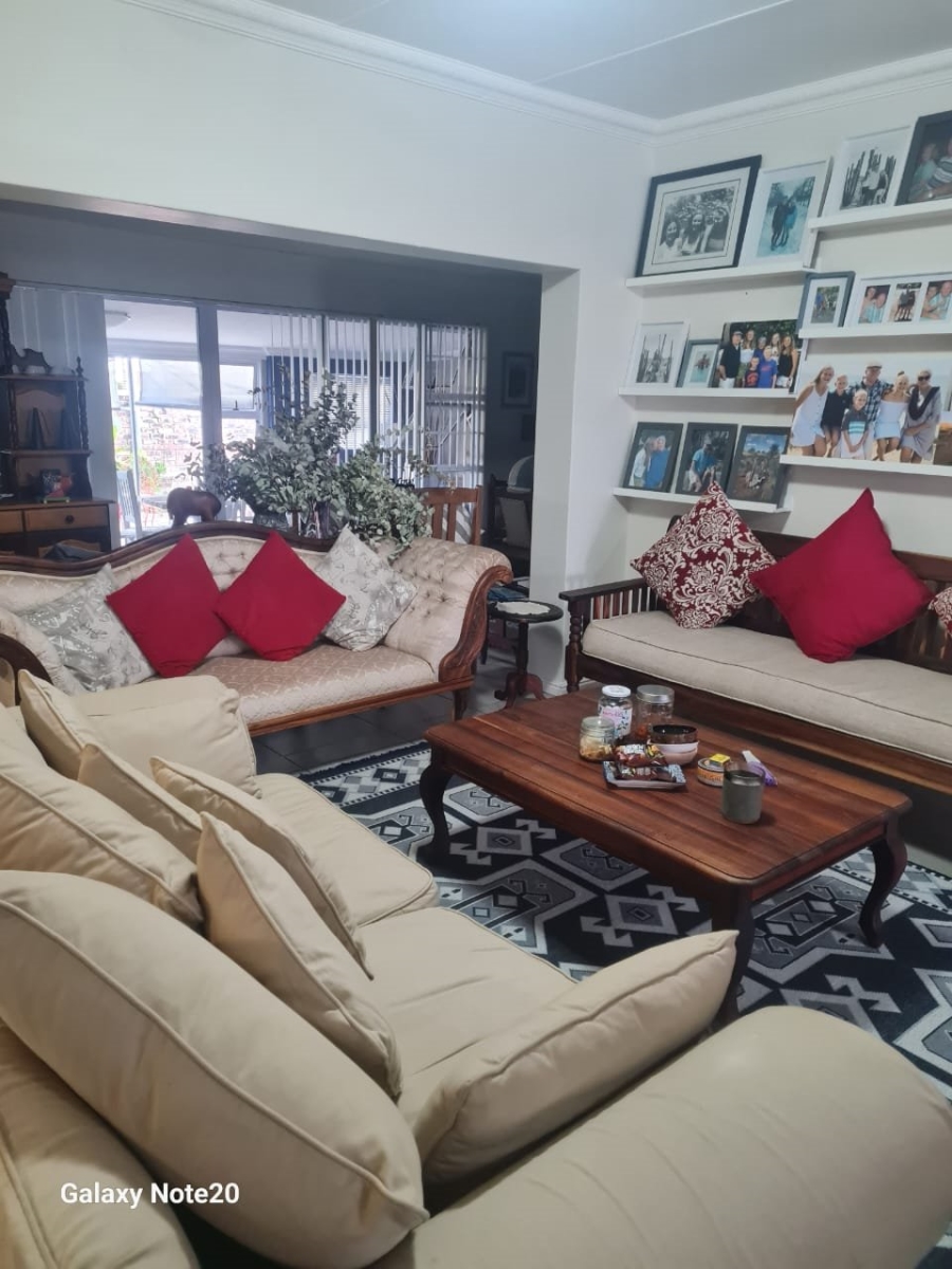 3 Bedroom Property for Sale in Oudtshoorn Central Western Cape